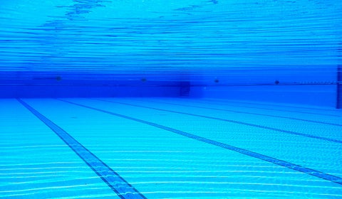 Piscina pública para nadar