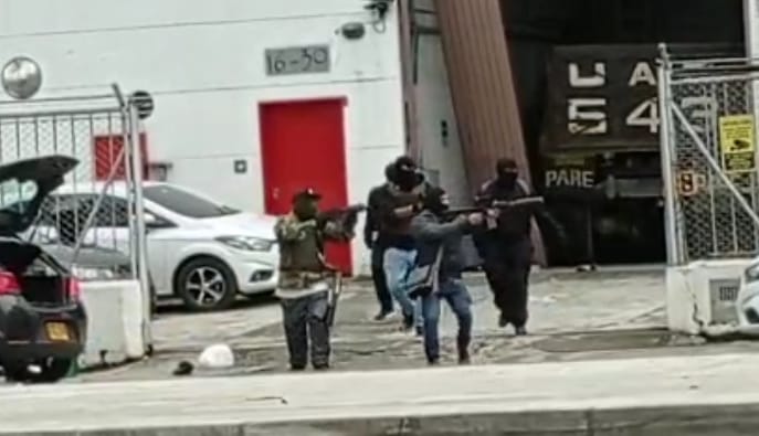 Robo a bodega de oro en Medellín.
