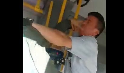 Agresión de conductor del SITP a pasajero