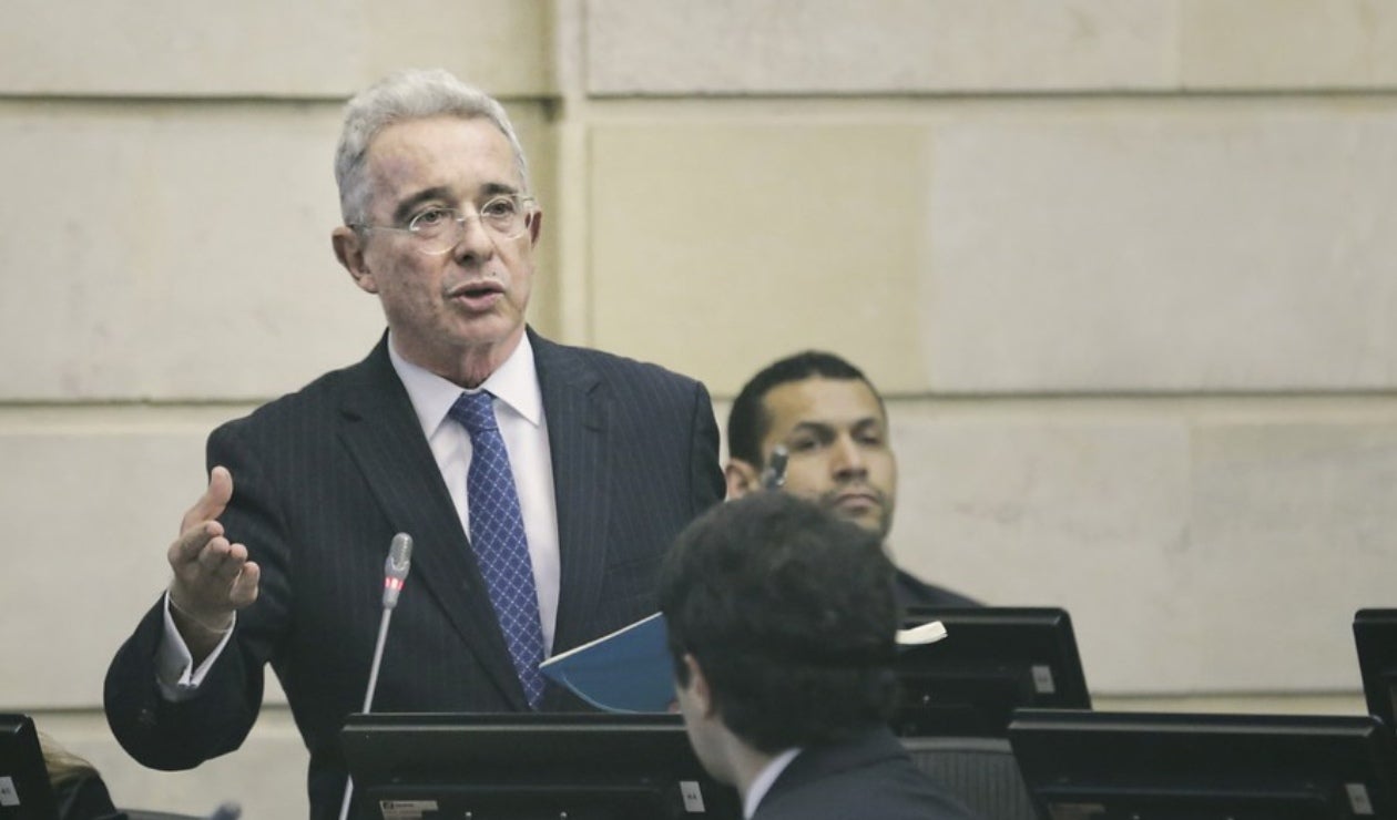 Álvaro Uribe descarta regresar al Senado de la República