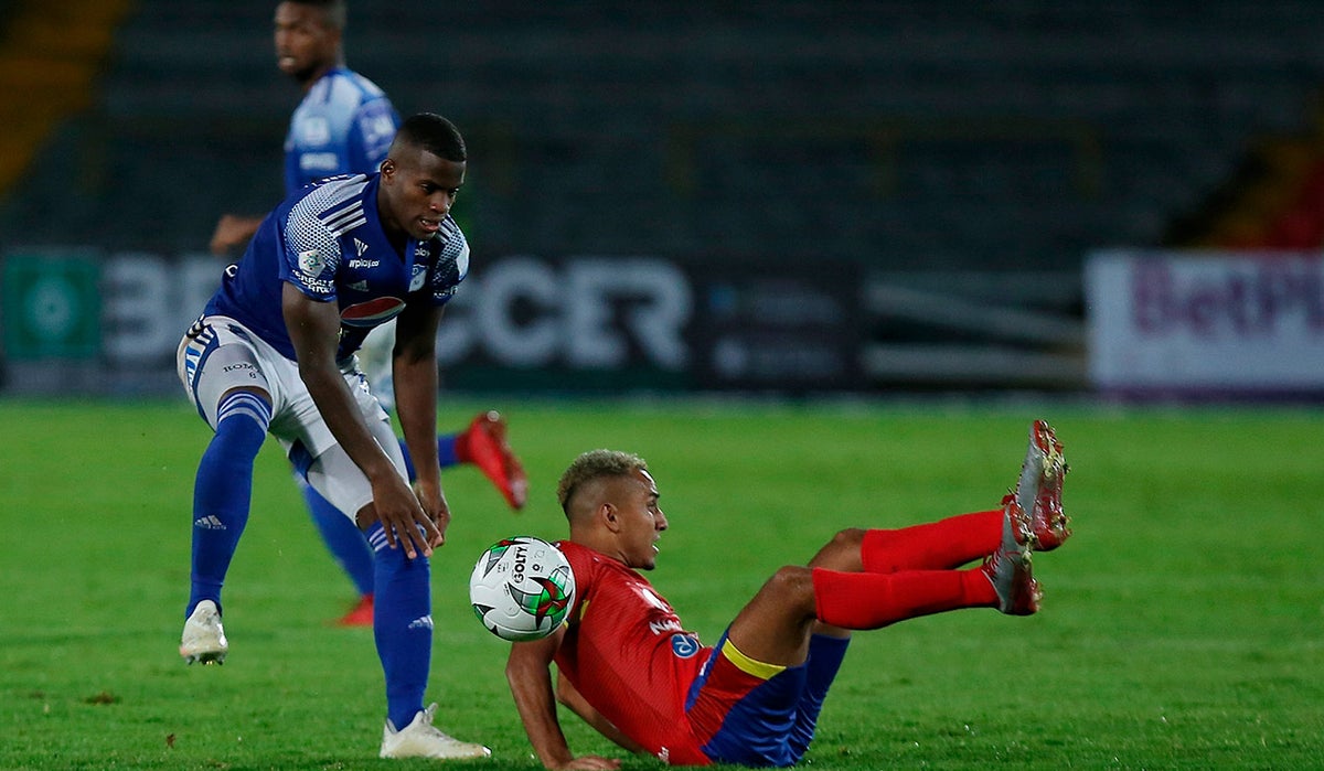 Andrés Felipe Román jugando con Millonarios