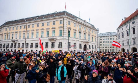 Protestas en Austria contra medidas anticovid