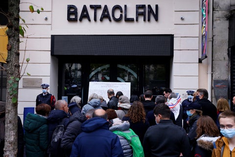 Teatro Bataclan, homenajes por ataques