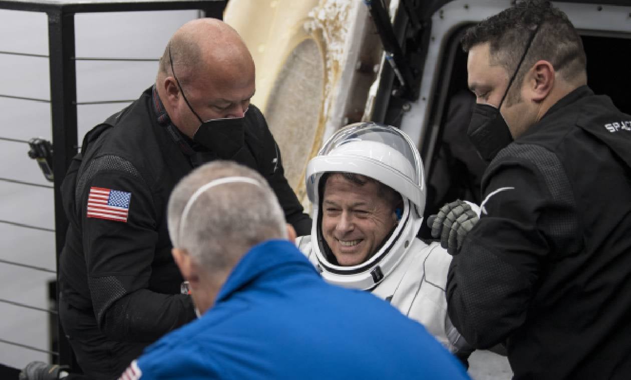 Tripulantes del Crew-2