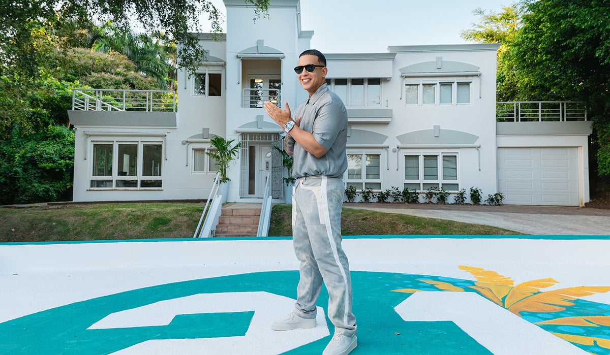 Daddy Yankee en su casa