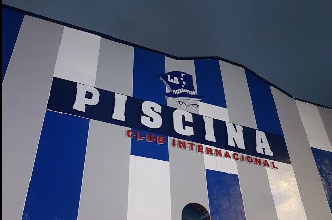 LA PISCINA