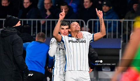 Luis Fernando Muriel jugando con el Atalanta