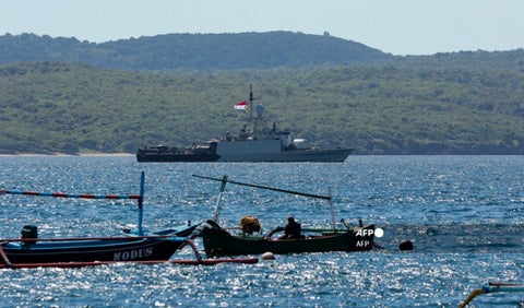 Embarcación que naufragó en el mar
