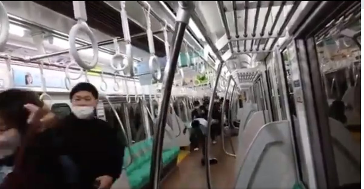 Ataque a tren de Tokio