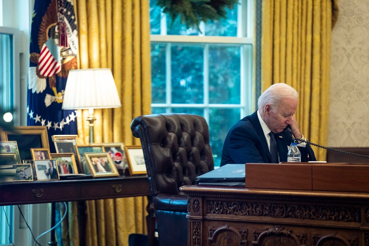 Joe Biden en el salón oval