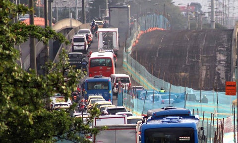 Cierre de puente de Avenida 68 con calle 26