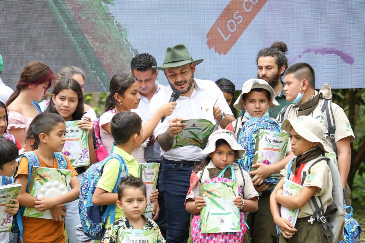 Corpoboyacá revela seis nuevos registros de orquídeas para la región y entrega 20 mil cartillas