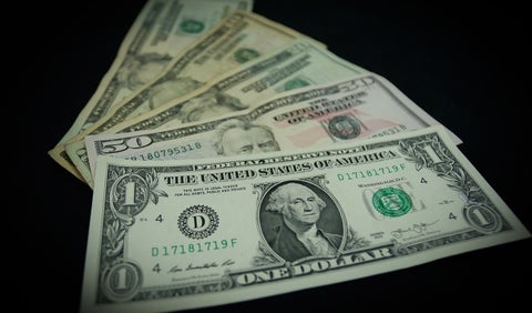Precio del dólar llega a $4.000