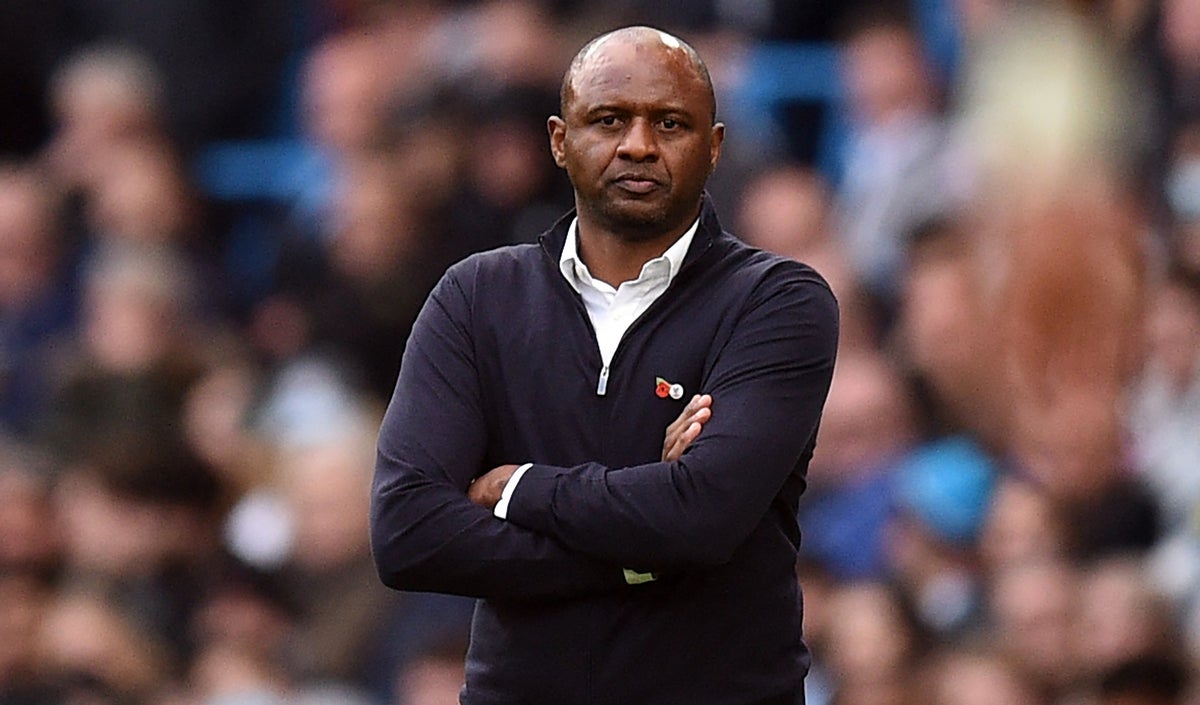 Patrick Vieira tiene covid-19