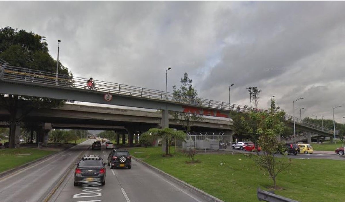 Puente de la carrera 68 con calle 26