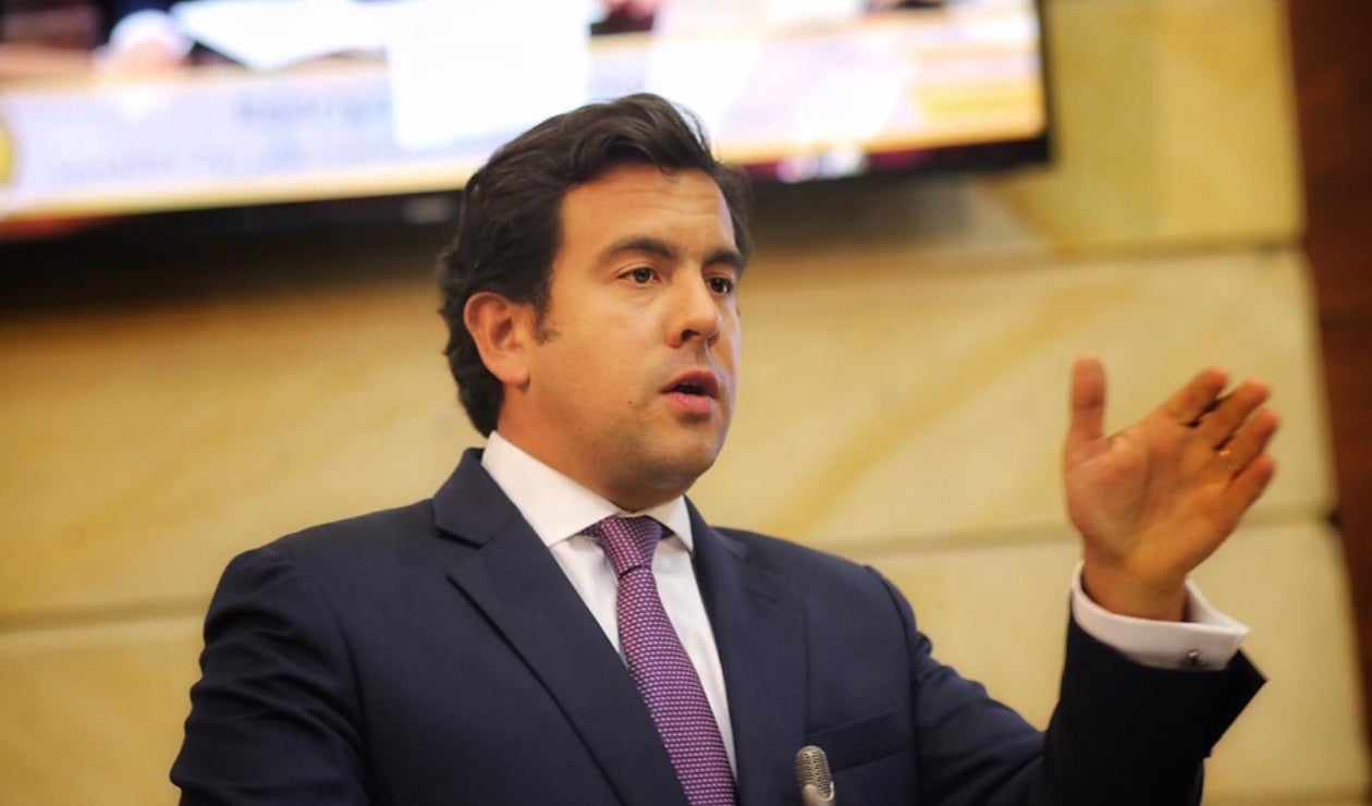 Rodrigo Lara renuncia a Cambio Radical