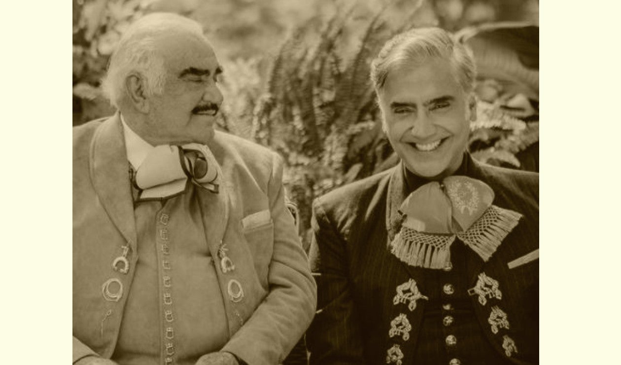 Vicente Fernández y Alejandro Fernández cantaron a dúo varios éxitos musicales