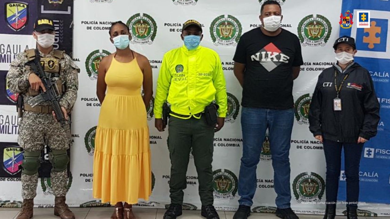 Mónica Andrea Bravo Bermúdez, funcionaria de la Defensoría del Pueblo - Regional Pacífico, en Buenaventura (Valle del Cauca); y Javier Enrique Bermúdez Yesquen