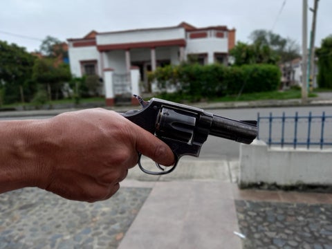 Arma de fuego - referencial atracos