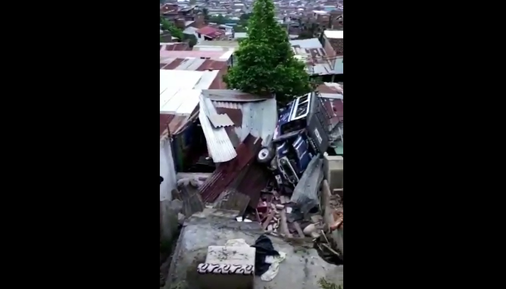 Guala cayó sobre vivienda en Cali