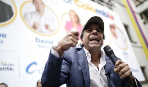 Alex Char en la inscripción de la coalición Equipo por Colombia