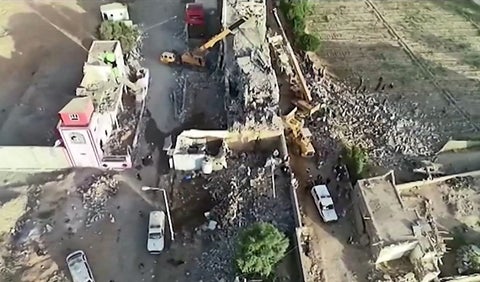 Bombardeo en prisión de Yemen
