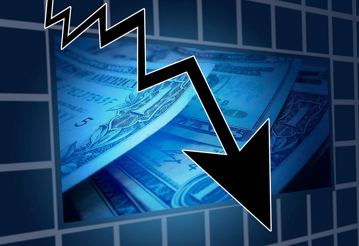 Caída en indicadores de finanzas