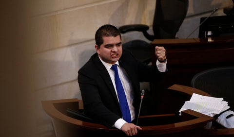 Julián Bedoya, senador cuestionado