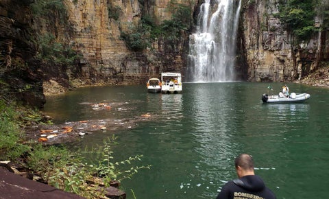 Accidente en lago de Furnas, Brasil