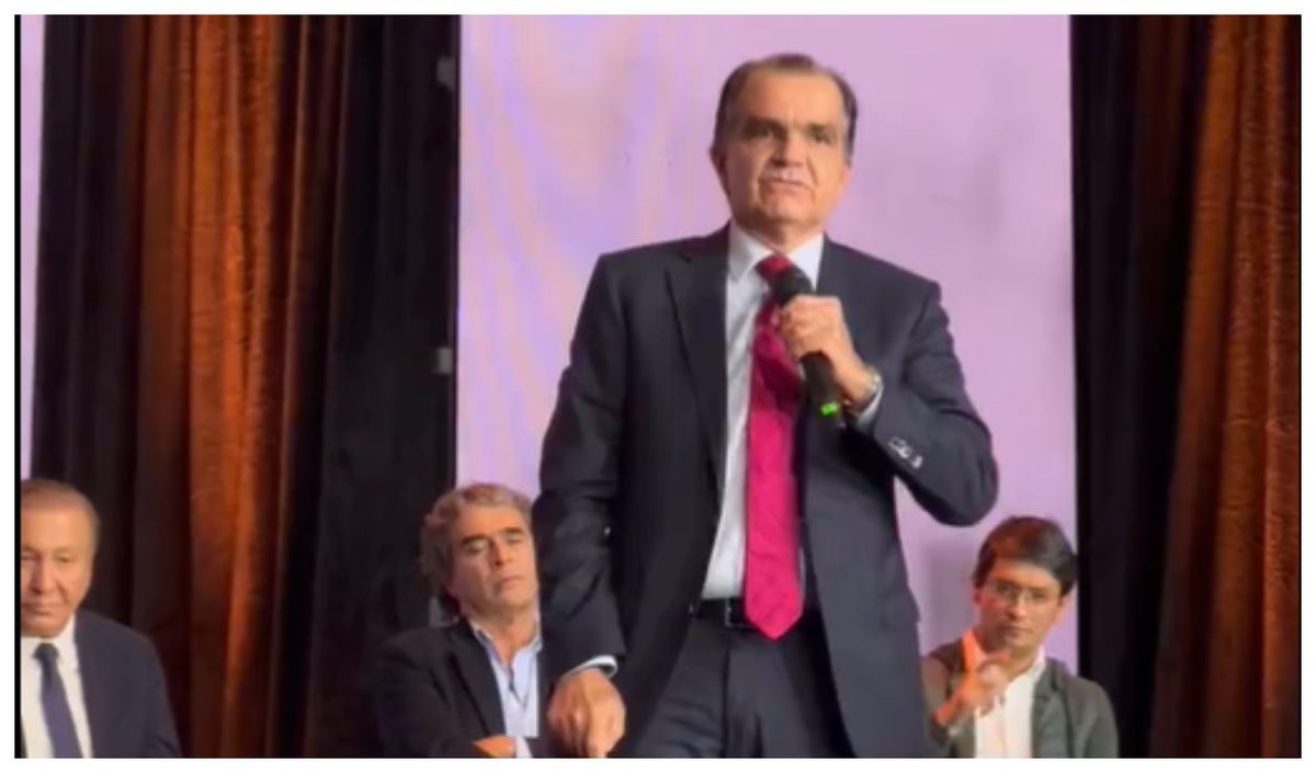Óscar Iván Zuluaga con covid-19