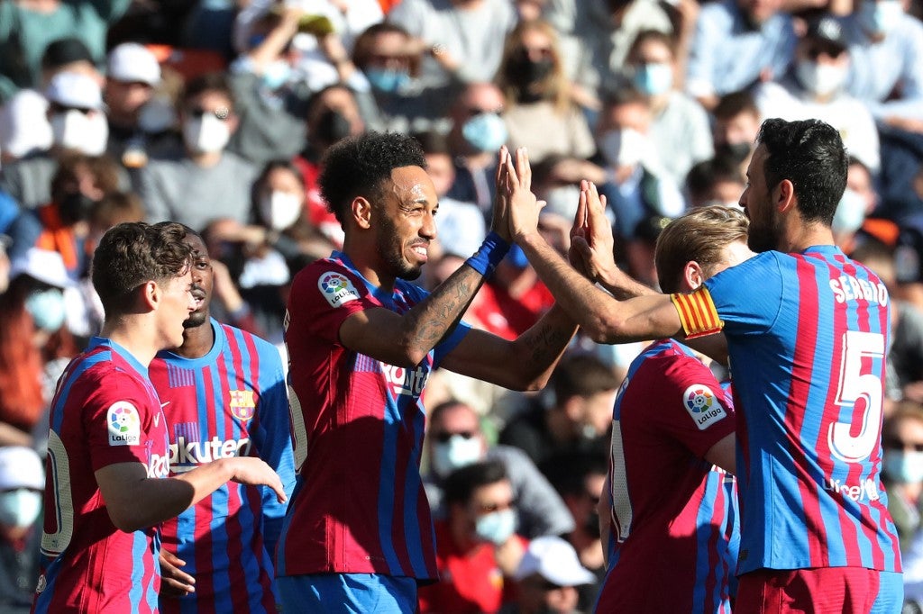 Aubameyang marcó doblete en victoria del Barcelona ante Valencia