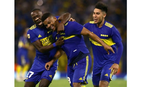 Frank Fabra celebra gol que marcó con Boca Juniors
