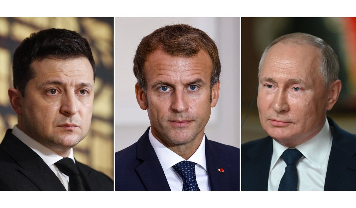 Presidentes de Ucrania, Francia y Rusia dialogan para evitar una guerra