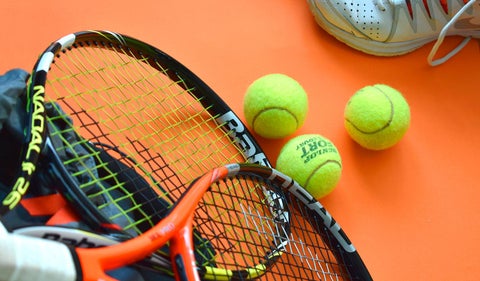 Tenis
