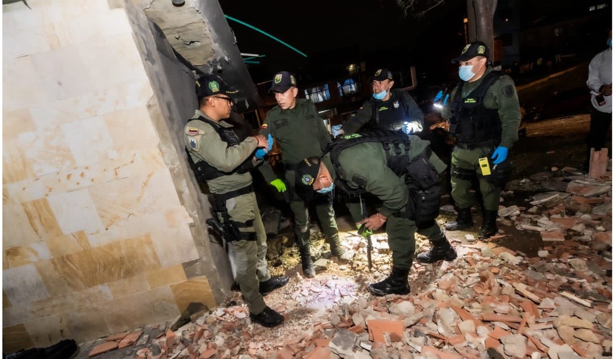 Atentado a CAI en Bogotá deja un niño muerto y 11 heridos