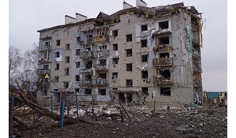 Bombardeo ruso en Ucrania a zona residencial