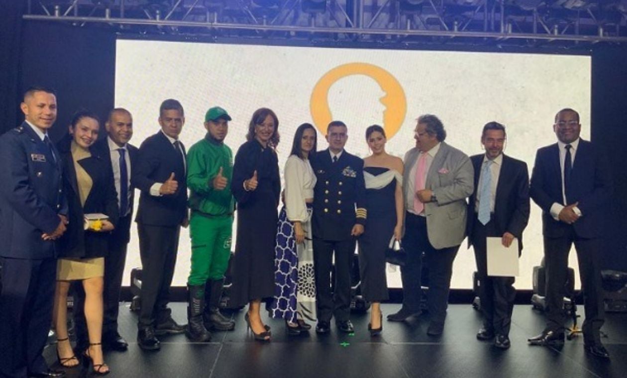 Corporación Matamoros rinde homenaje a sector privado por su labor social