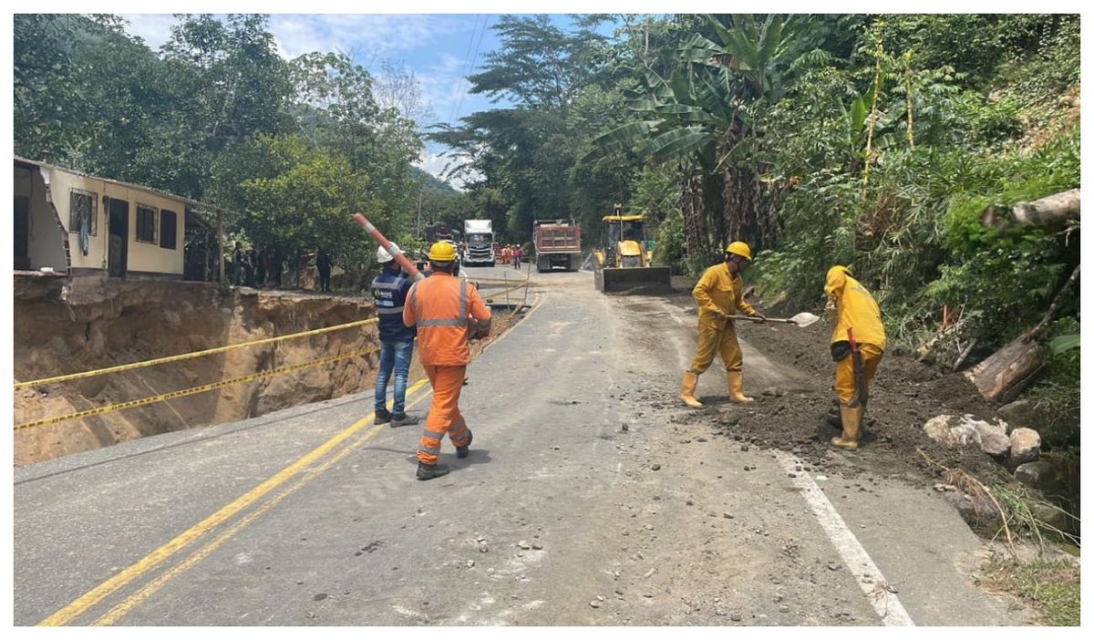 Derrumbe en Autopista Medellín - Bogotá