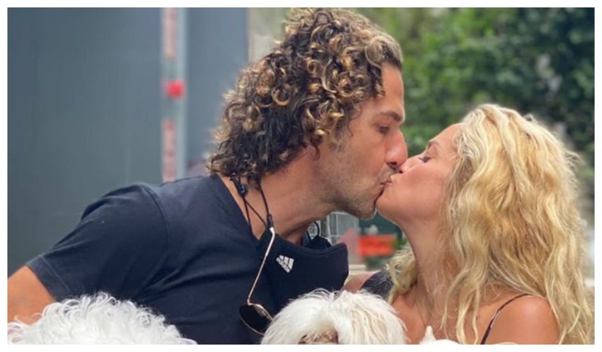 Gregorio Pernía y Erika Farfán