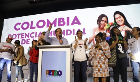 Gustavo Petro gana consulta del Pacto Histórico