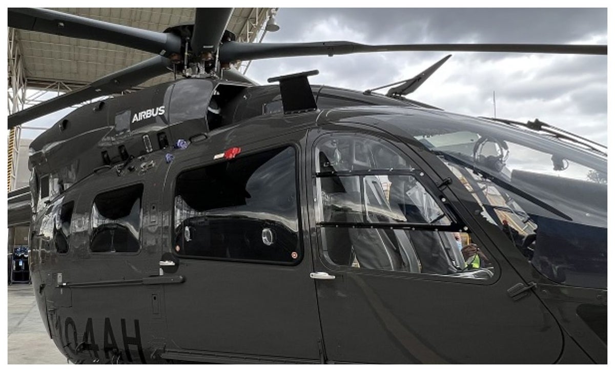 Helicóptero moderno