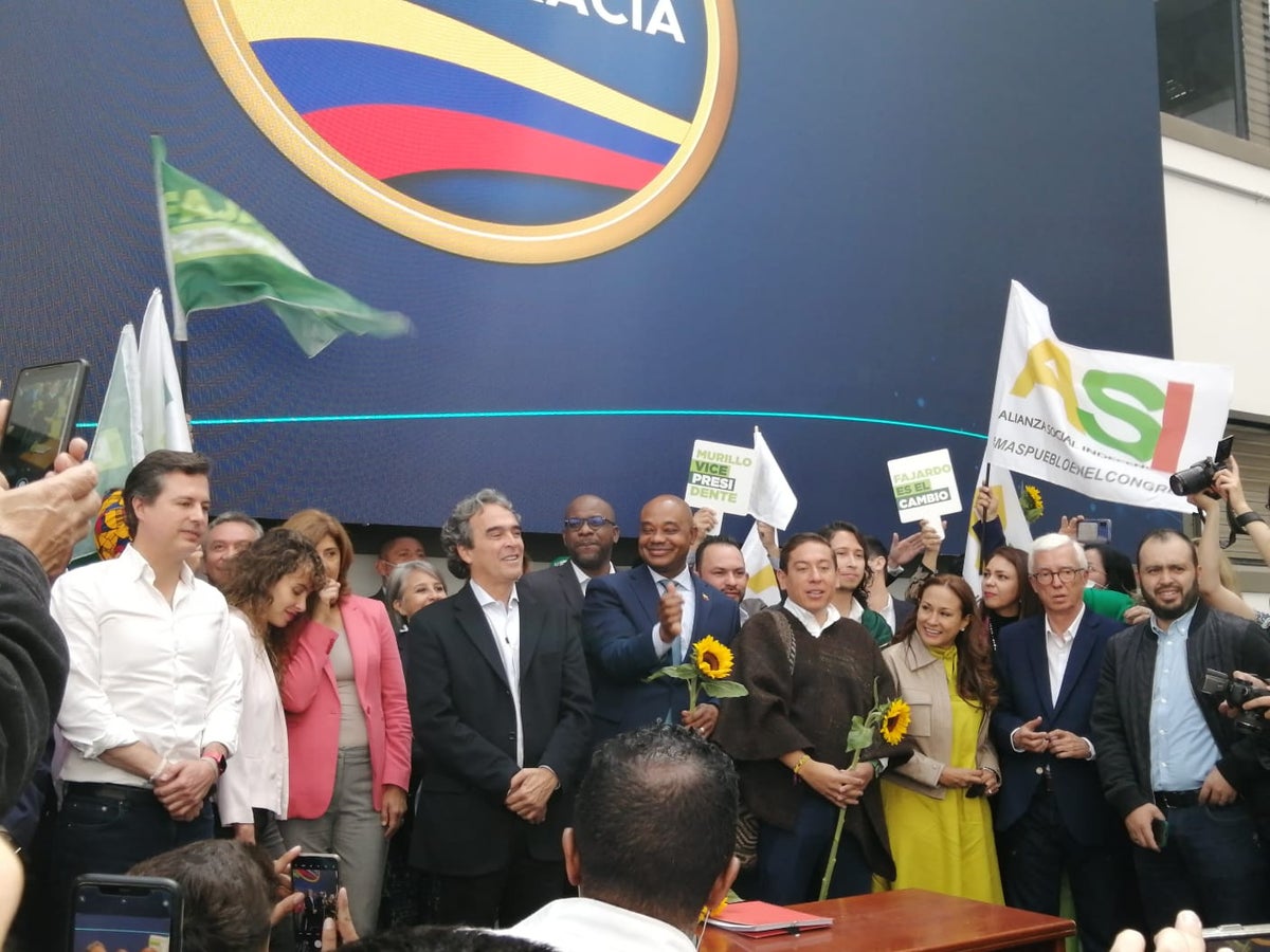 Sergio Fajardo inscribió su candidatura presidencial