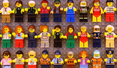 LEGO, fichas y figuras animadas