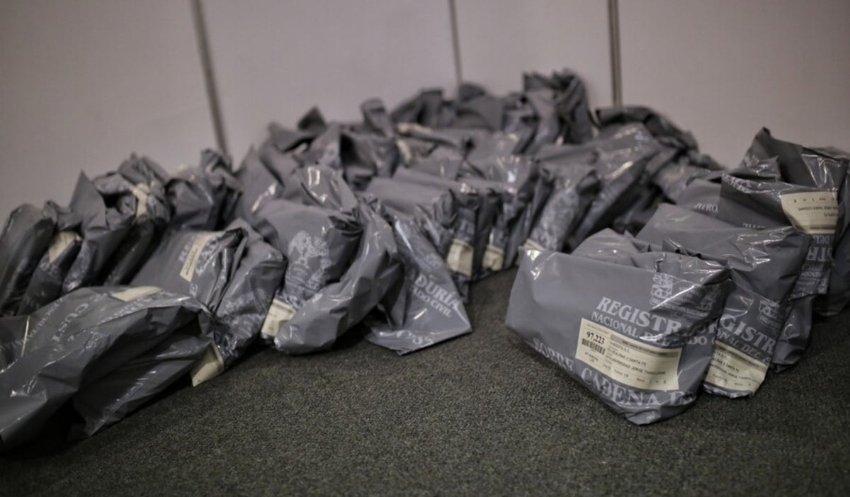 En bolsas fueron guardados los votos de las elecciones de Congreso 2022