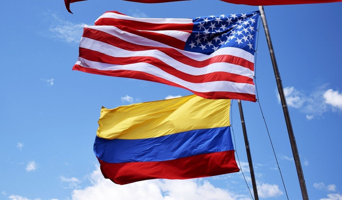 Bandera de Colombia y Estados Unidos