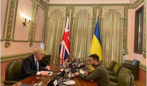 Boris Johnson y Volodomír Zelenski se reúnen en Kiev
