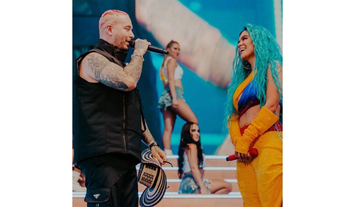 J Balvin y Karol G en Coachella