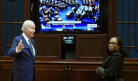 Joe Biden y Ketanji Brown Jackson
