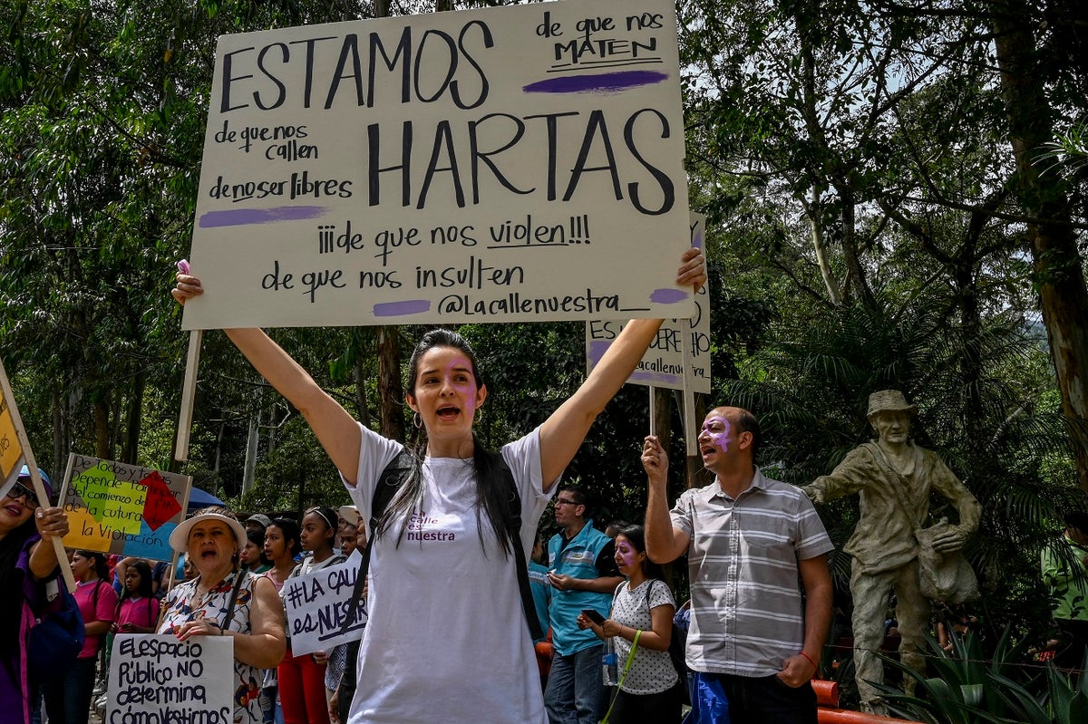 Protesta contra la violencia sexual en Colombia.