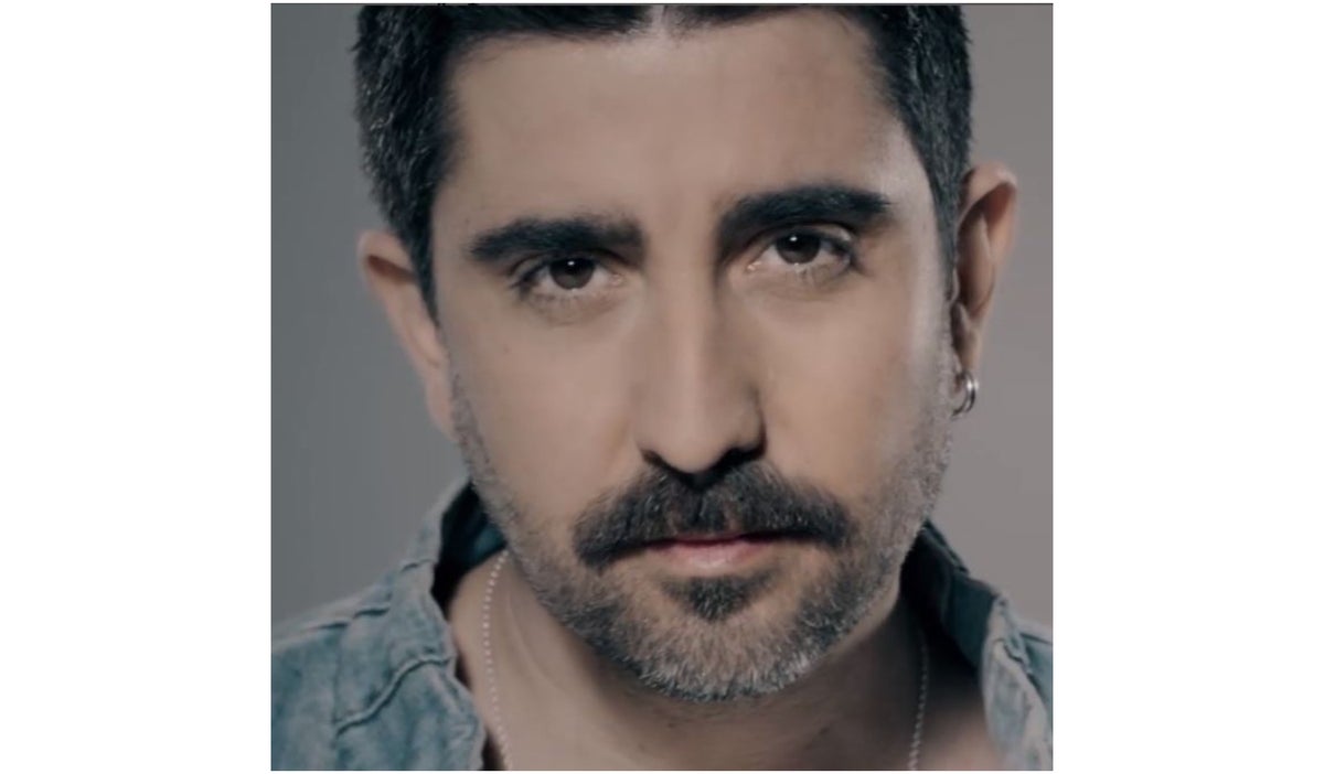Álex Ubago